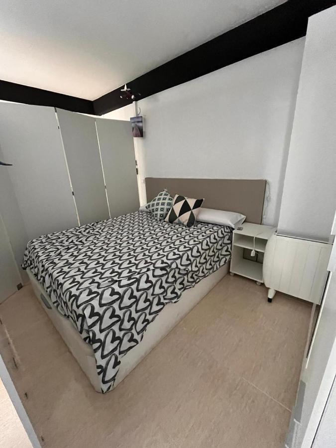 Apartamento Vacacional & Holiday Бланес Екстер'єр фото